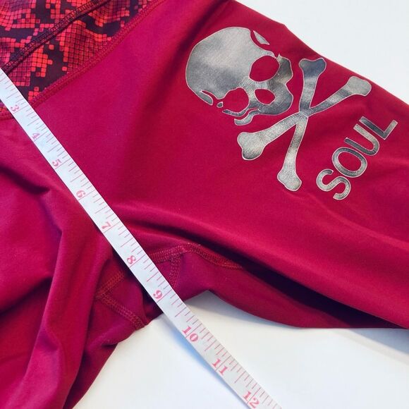 Lululemon x SoulCycle Run Pace Crop Snakeskin Legging Cranberry Red Skull Size 6 - Picture 12 of 12